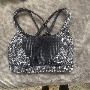 Lululemon energy black multi size 2 sports bra